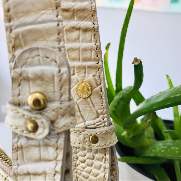 ❌SOLD❌ BRAHMIN Medium Camille Tote - Picture 5 of 16